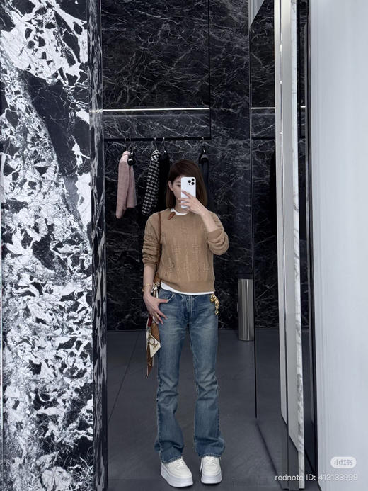 1224-3 渠道圆正 大马 26早春 立体肌理感 羊绒套头衫 我穿L 商品图3