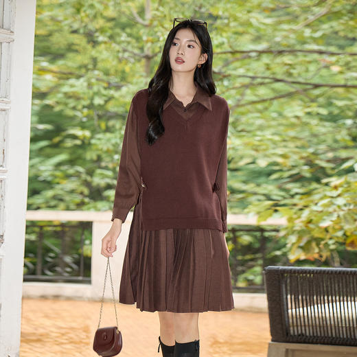 奢姿大码女装2025冬季气质翻领两件套胖妹妹百褶设计时尚复古套装9954994342AB 商品图0
