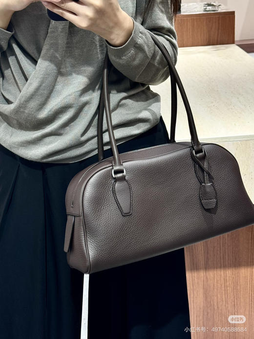 1224-2 新款 原版皮全钢五金 TR横款 India保龄球包 通勤手提包 日常腋下包 商品图5