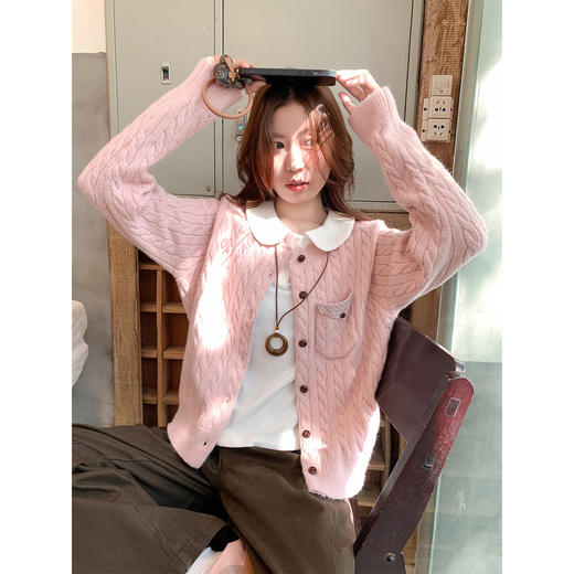 <曾小咸推荐>3.22现货秒杀 ！微信超特价！韩系娃娃领打底长袖 日常109.99 立减40 秒杀69.99！ 毛衣开衫 秒杀89.99！休闲裤 秒杀99.99！ 商品图2