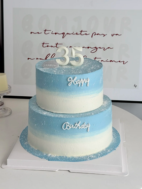 男士男生蓝天白云氛围感简约双层蛋糕-低糖处理