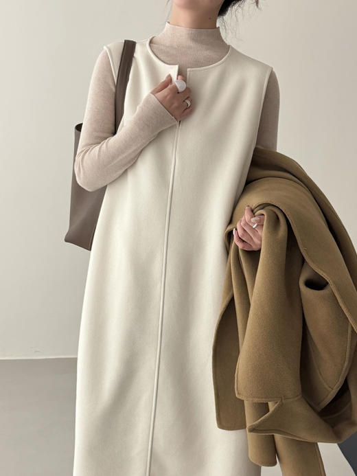 C*S同款顶级质感冬日叠穿神器极简羊毛醋酸背心裙 商品图1