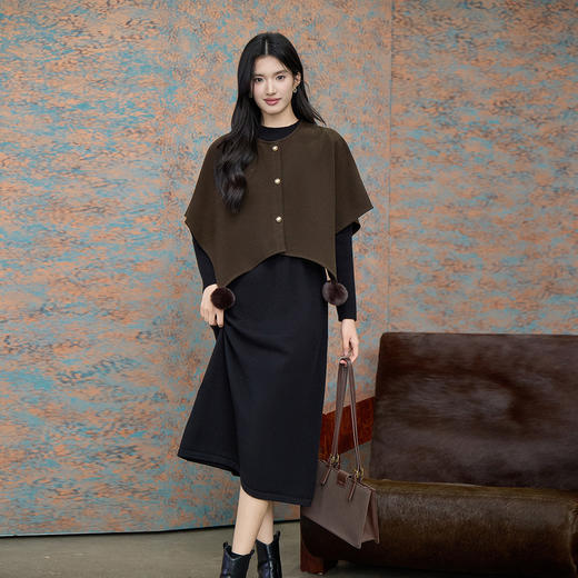 奢姿大码女装2025冬季设计感半高领连衣裙胖妹妹简约风针织裙子9854853932B 商品图1