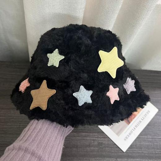 【百搭好看❗️软糯毛绒星星帽】帽型挺括有型带上显脸小 不挑脸型 不挑头型 轻松凹造型！秋冬季渔夫帽女加绒保暖日系甜美可爱学生显脸小盆帽潮 商品图6