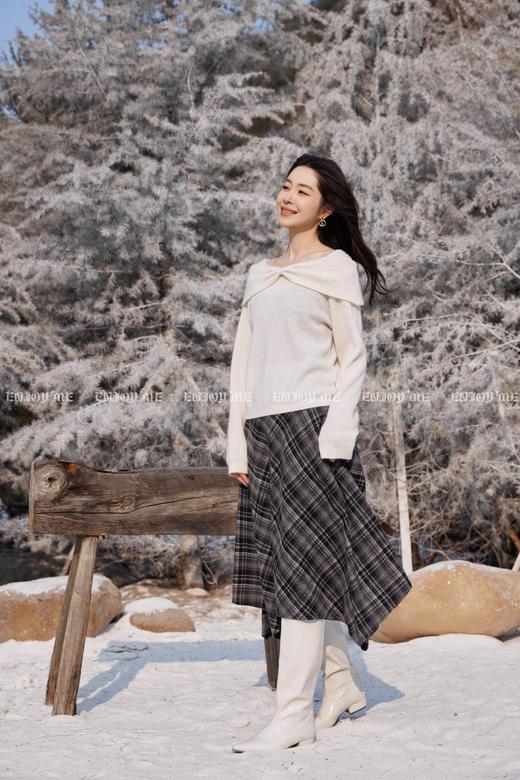 【门店同款】ENJOY冬季“午马”一字领蝴蝶结针织上衣 168843722 商品图11