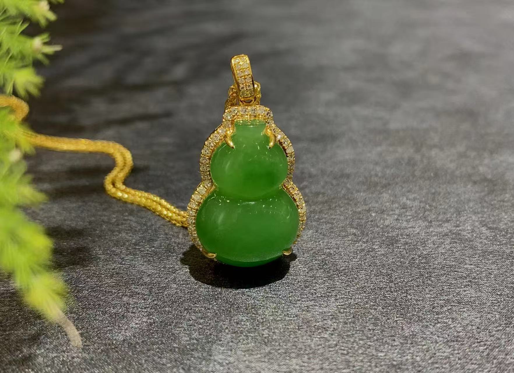 【御珠宫坊】金镶碧玉葫芦吊坠