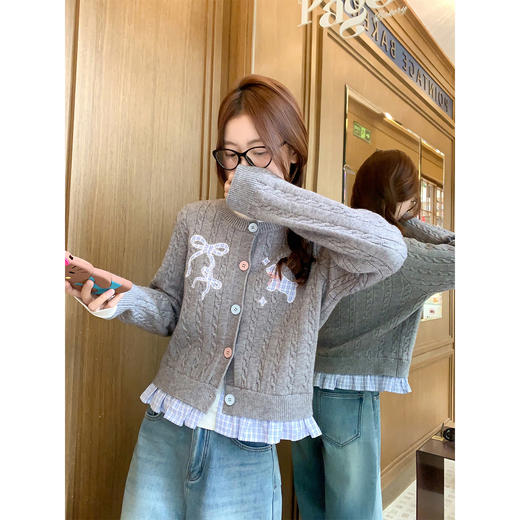 <曾小咸推荐>现货秒杀 ！微信超特价！假两件刺绣针织开衫 日常209.99 立减120 秒杀89.99！！ 商品图1