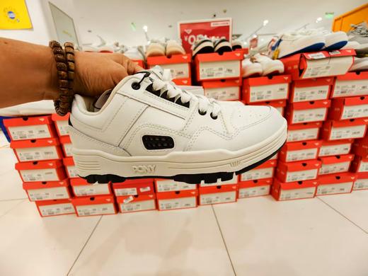 PONY休闲鞋 99元2双 638398-KD（无原鞋盒 退货请两双一起寄回 不保证有货 介意勿拍） 商品图0