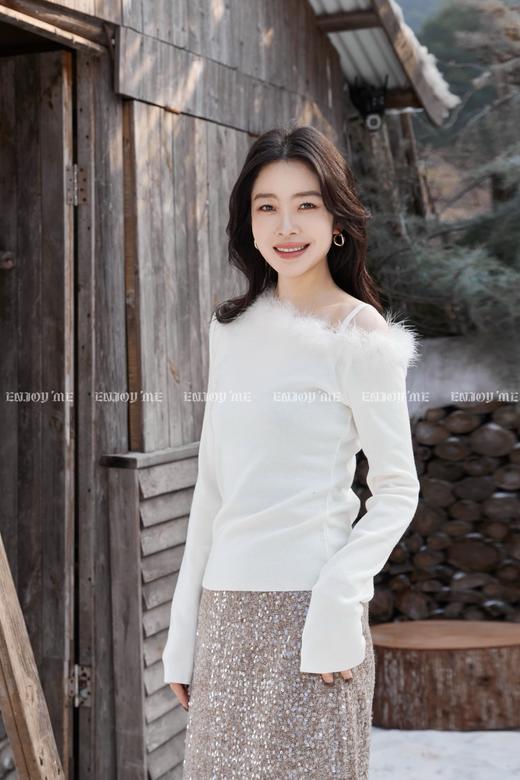 【门店同款】ENJOY冬季“相聚时刻”氛围感针织上衣 168794174 商品图6