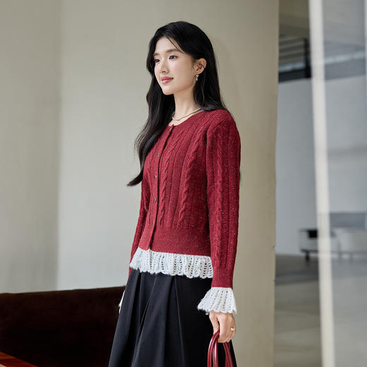 奢姿大码女装2025冬季时尚蕾丝撞色针织开衫胖妹妹气质减龄上衣9554670565 商品图2