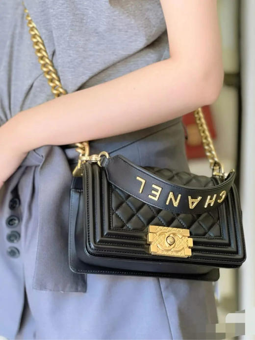 chanel leboy 小号 牛皮 菠萝扣 黑金  镭射30开 商品图3