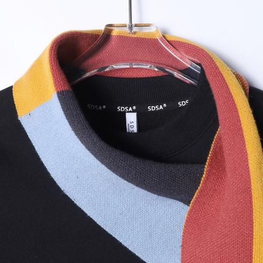 WY1546SDSA男士秋冬新款痞帅男装潮牌可拆卸围巾设计圆领卫衣休闲百搭 商品图2