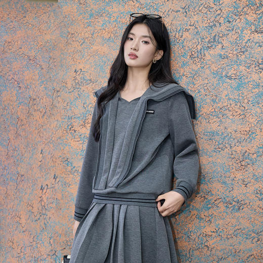 奢姿大码女装2025秋季时尚减龄海军领上衣胖妹妹气质学院风上衣9953194333A 商品图2