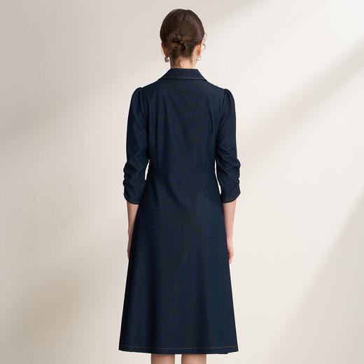 EITIE爱特爱翻领通勤收腰不对称设计仿牛仔2026春新款连衣裙A2607131 商品图4