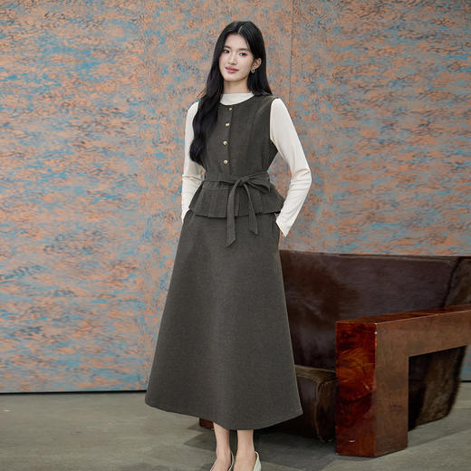 奢姿大码女装2025冬季胖妹妹时尚无袖背心搭简约内搭半身裙三件套9954994428AB 商品图0