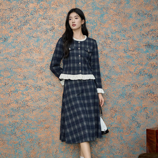 【降价】奢姿大码女装2025冬季减龄格纹拼接学院风两件套胖妹妹时尚套装9954953727 商品图0