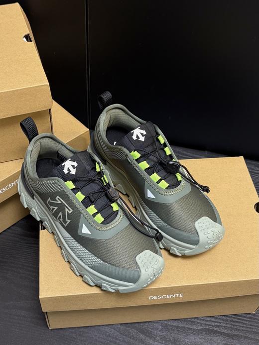 点此购买 迪桑特SNOW RIDE男女款米其林大底户外多功能运动鞋 98 338436 商品图2