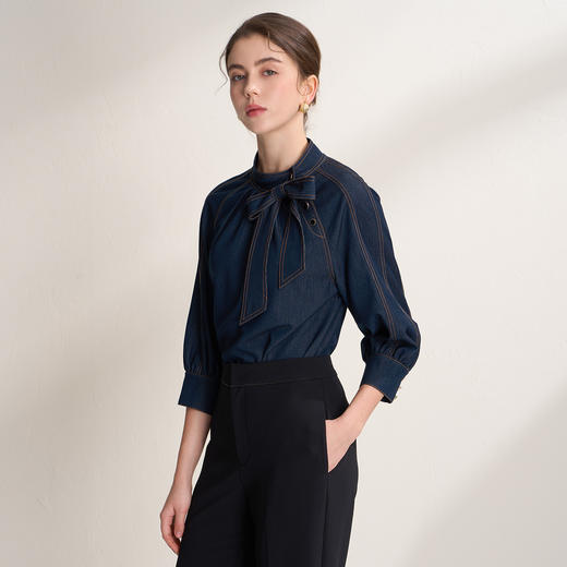 EITIE爱特爱蝴蝶结气质圆领时尚仿牛仔宽松显瘦2026春季新款小上衣A2613115 商品图3