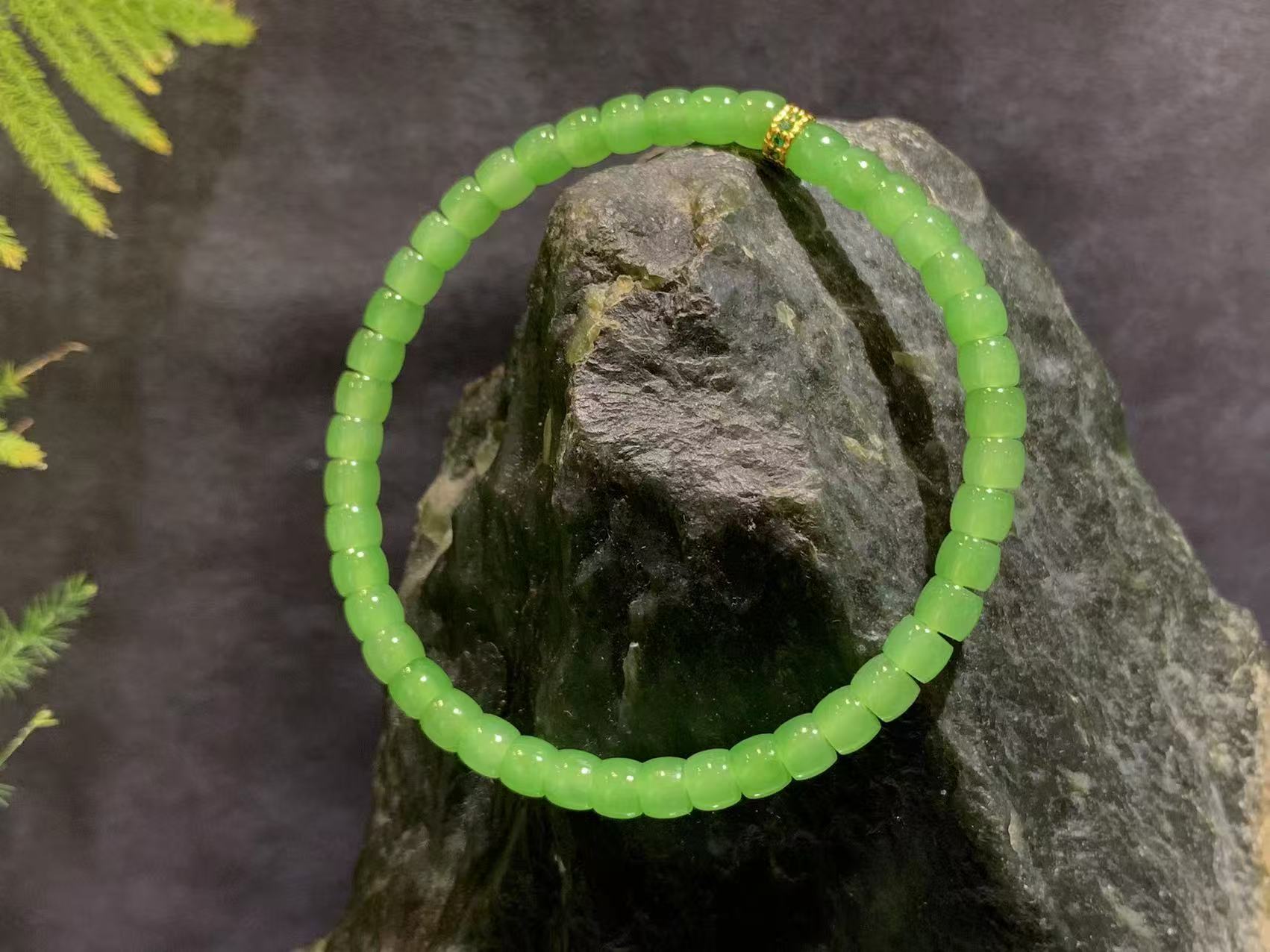 【御珠宫坊】碧玉珠串