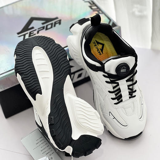 【加热续航4小时 3秒快速即热 舒缓脚部压力】天跑TEPOR情侣款充电发热鞋 商品图5