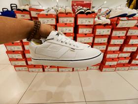 PONY休闲鞋 99元2双 638503-KD（无原鞋盒 退货请两双一起寄回 不保证有货 介意勿拍）