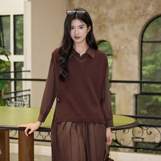 奢姿大码女装2025冬季减龄螺纹V领针织上衣胖妹妹时尚开叉马甲9854694342B 商品图1