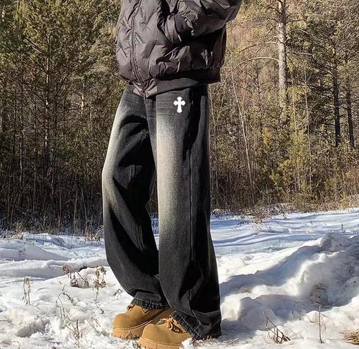 D122452新款两色贴皮标重工水洗串标相拼加绒加厚牛仔裤 商品图1