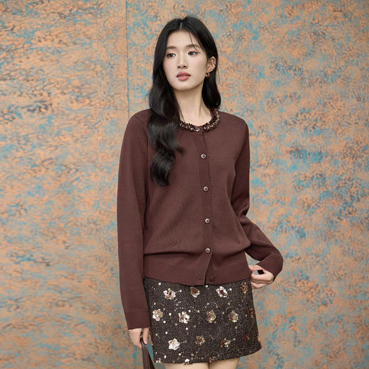 奢姿大码女装2025冬季小香风针织衫复古钉珠毛衣胖妹妹气质上衣9854691082A 商品图1