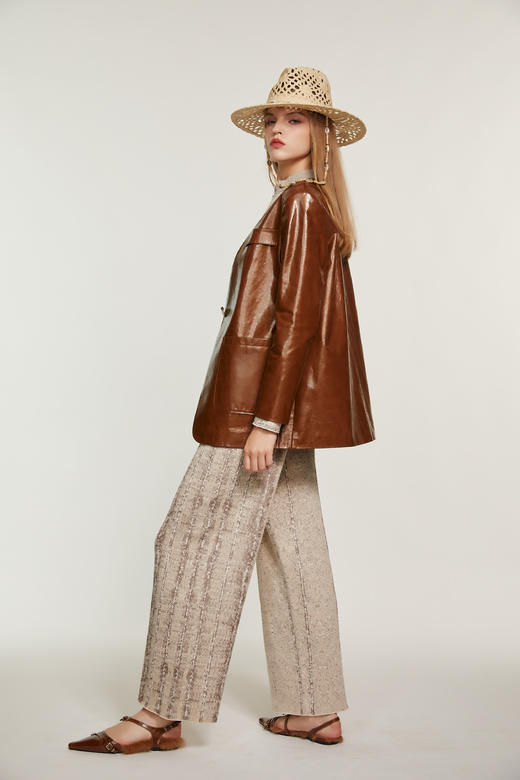 SAFICOO 优雅干练 摩登气质 直身型皮衣 商品图3