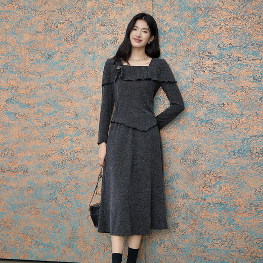 奢姿大码女装2026秋季胖妹妹时尚荷叶边不规则设计上衣半身裙套装9953870557 商品图4