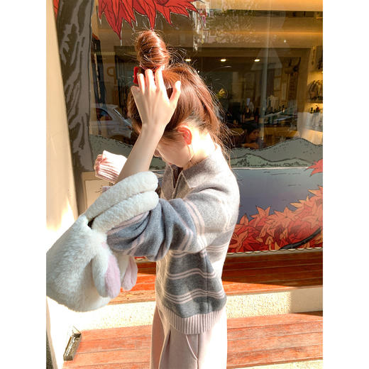 <曾小咸推荐>2.15现货秒杀 ！微信超特价！翻领条纹毛衣 日常189.99 立减100 秒杀89.99！！ 商品图3