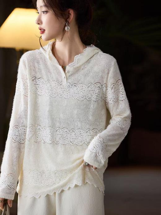 冬日里白月光绝美天使打底法式植绒蕾丝帽衫 商品图1
