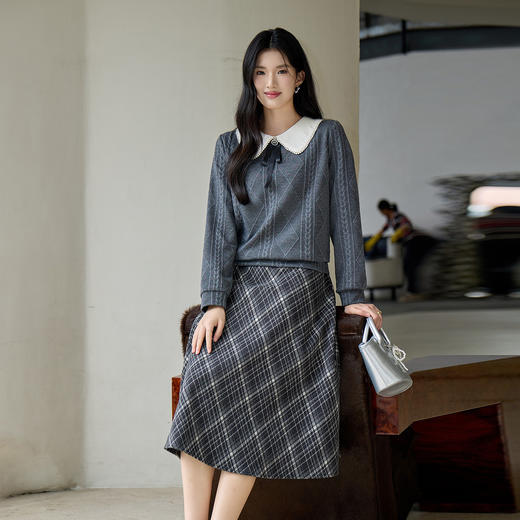 奢姿大码女装2025冬季胖妹妹时尚菱格娃娃领上衣搭格纹半身裙套装9954953946AB 商品图1