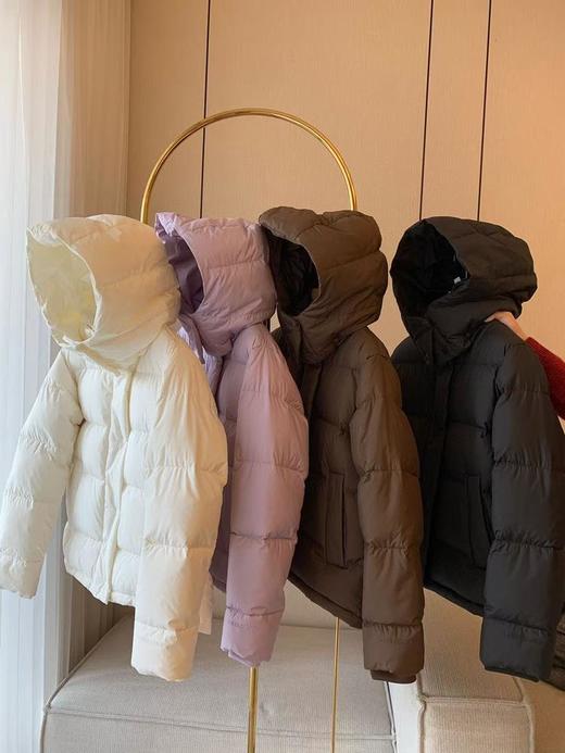 直发 纯原单的香不香， 无主标款， 露露小泡芙短羽绒 80鹅绒 商品图0