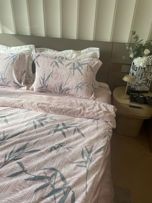 直发 降温福利9斤左右 新中式雕花牛奶绒四件套 商品图8