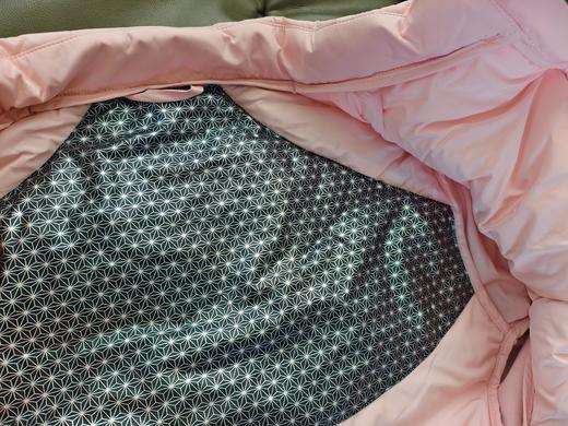 【亏本清仓，抢完下架】轻量户外羽绒服 COGIRL裤小仙90白鸭绒 立领内胆防钻绒 防泼水 时尚轻薄羽绒服 城市通勤 商品图4