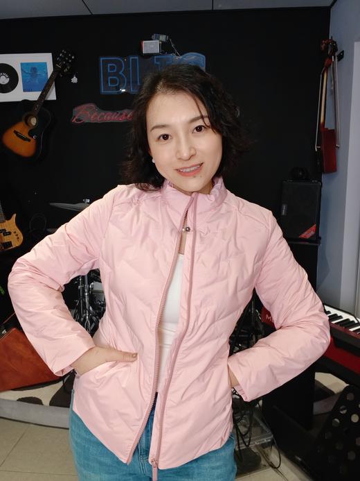 【亏本清仓，抢完下架】轻量户外羽绒服 COGIRL裤小仙90白鸭绒 立领内胆防钻绒 防泼水 时尚轻薄羽绒服 城市通勤 商品图1