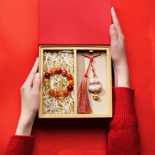 「马上鸿运起」静主编×创饰社 新年礼盒 商品图3