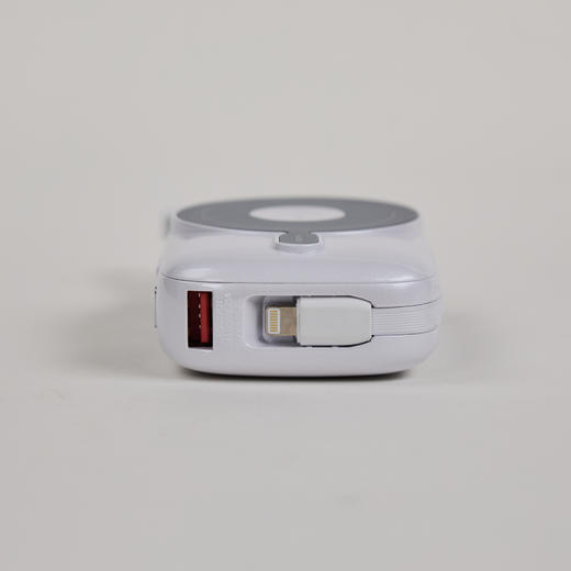 LIUFEIYP三合一磁吸快充充电宝，真3C认证，可登机高铁，小如卡片，苹果全系+安卓可用，可同时充5台！ 商品图3