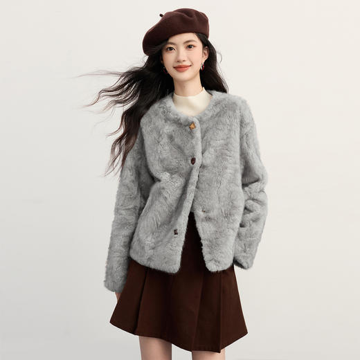 【年货节】熙世界2025冬装新款环保皮草毛毛外套女皮毛一体仿貂毛绒短款大衣 商品图4