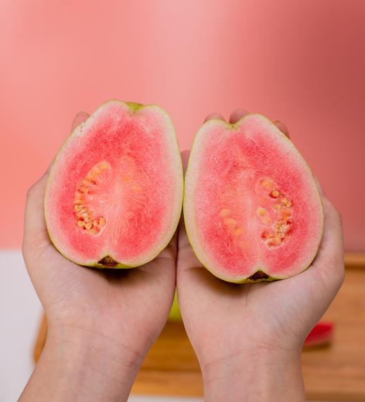 ZW福建红心草莓芭乐+奶油白心芭乐双拼4.5斤天地盖礼盒【分仓直发，72小时发货，周末节假日不发货】 商品图3