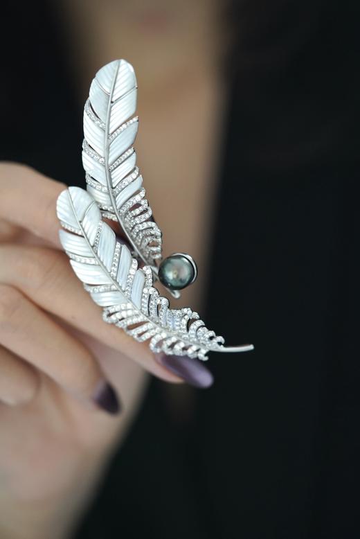 新款-双羽毛胸花大溪地 商品图2