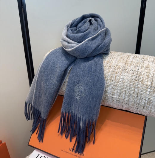秋冬特惠💰320 Hermes · 爱马仕男女围巾，难得一见的温柔配色 商品图8