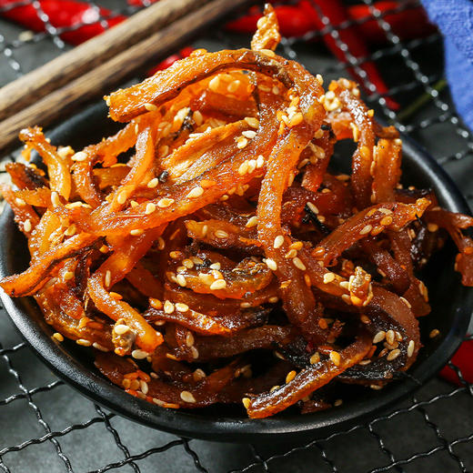 海狸先生零食大礼包礼盒 拌饭海苔/鱿鱼条/仿龙虾球/卤汁带鱼/香辣鳗鱼丝/生虾片/烤鳕鱼片/爆浆鱼蛋/肉松夹心海苔 年货送礼 商品图5