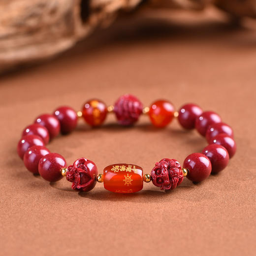热卖中！珩钻 2026年马年【三合六合朱砂手串】生肖款朱砂手链 兼顾三合六合  颗颗饱满 巨显白 男女多款可选 商品图2
