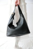 可单肩也可手提。法式名媛风复古气质黑色金属五金托特包C122308 商品缩略图11