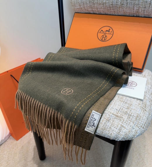 秋冬特惠💰300 Hermes · 爱马仕男女围巾，难得一见的温柔配色 商品图6