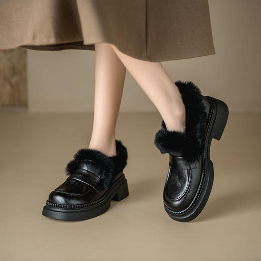 【预售5天】真皮厚底单鞋加绒乐福鞋女秋冬新款毛毛鞋百搭高跟小皮鞋XMN&3759 商品图1
