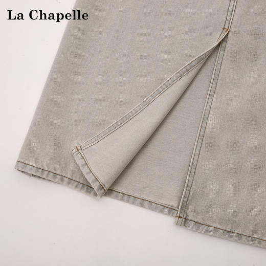 拉夏贝尔/La Chapelle休闲百搭做旧水洗后开衩A字牛仔半身裙 商品图8