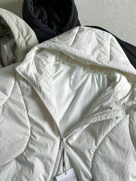 D122440百搭好看Water-Resistant女士连帽外套棉服 商品图5